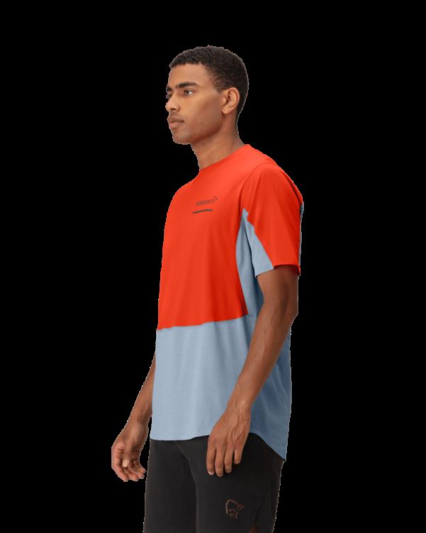 Norrona Heren Senja Equalizer Lichtgewicht T-shirt Adrenaline Rood