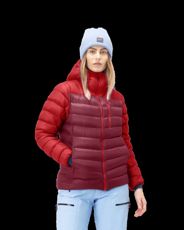 Norrona Lyngen Down850 Damescapuchon True Red/rabarber