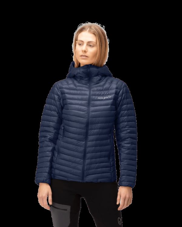 Norrona Trollveggen Superlight Down850 Damescapuchon Indigo Nachtblauw